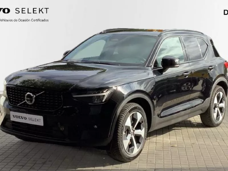 Volvo XC40 2.0 B3 G Plus Dark Auto