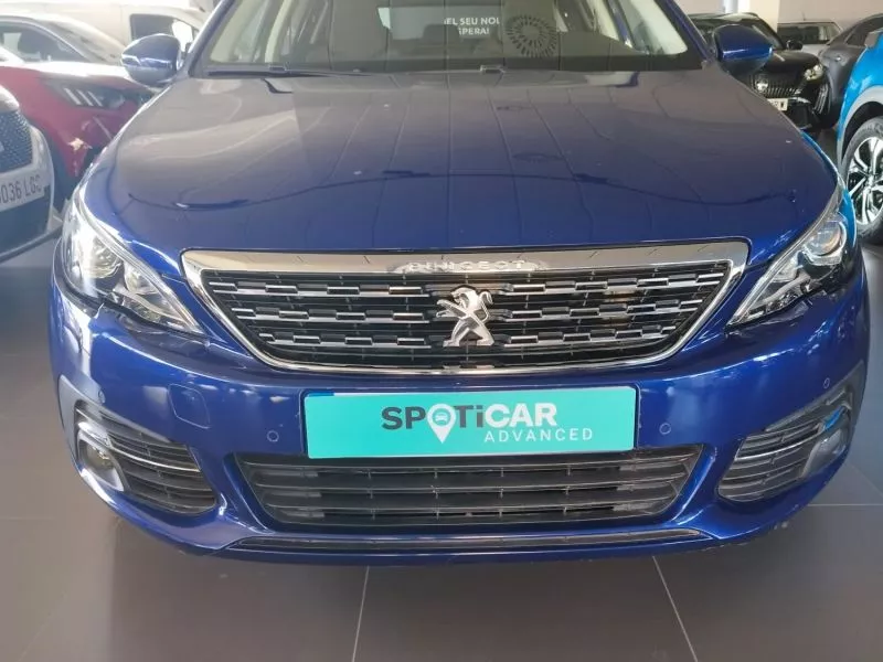 Peugeot 308 5p Allure BlueHDi 73KW (100CV)