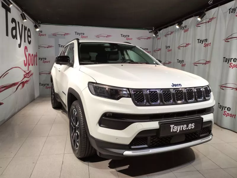 Jeep Compass 4Xe 1.3 PHEV 140kW(190CV) Limited AT AWD Jeep Compass 4Xe 1.3 PHEV 140kW(190CV) Limited AT AWD
