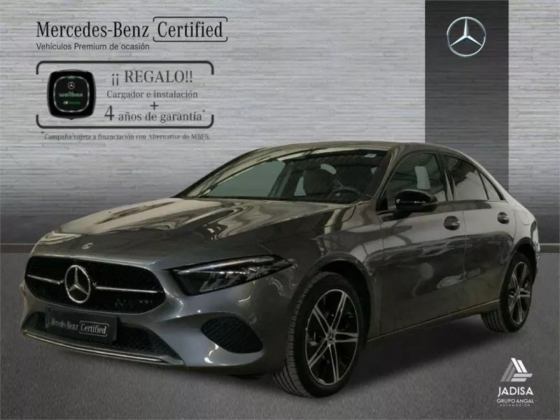 Mercedes-Benz Clase A 250 e Sedán