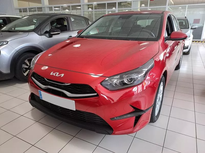 Kia Ceed 1.6 MHEV 100KW DRIVE 5P Kia Ceed 1.6 MHEV 100KW DRIVE 5P