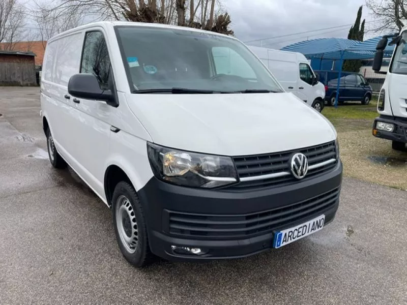 Volkswagen Transporter FURGON TALLER