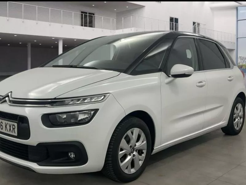 Citroën C4 Spacetourer BlueHDi 96KW (130CV) S&S Live Citroën C4 Spacetourer BlueHDi 96KW (130CV) S&S Live