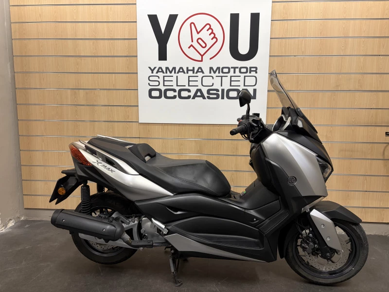 Yamaha XMAX 125