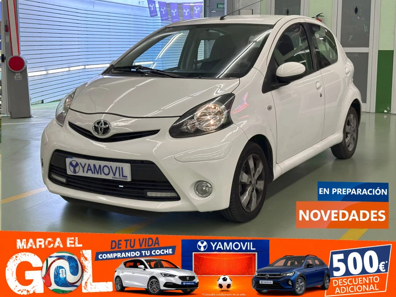 Toyota Aygo 70 City 50 kW (68 CV) Toyota Aygo 70 City 50 kW (68 CV)