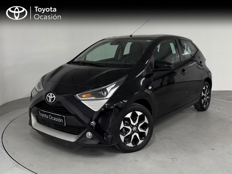 Toyota Aygo 1.0 70 x-play Toyota Aygo 1.0 70 x-play