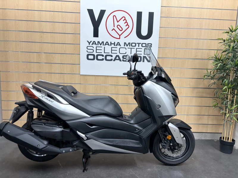 Yamaha XMAX 400