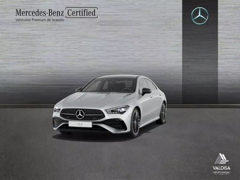 Mercedes-Benz CLA 200 d AMG Line (EURO 6d) Mercedes-Benz CLA 200 d AMG Line (EURO 6d)