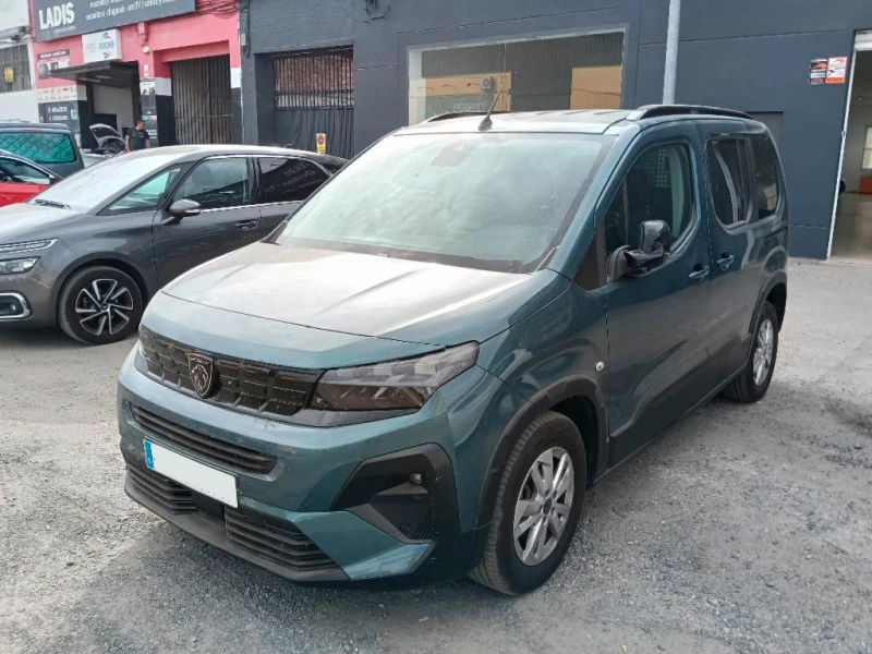 Peugeot Rifter 1.5 BLUEHDI 73KW ALLURE STANDARD 4P Peugeot Rifter 1.5 BLUEHDI 73KW ALLURE STANDARD 4P