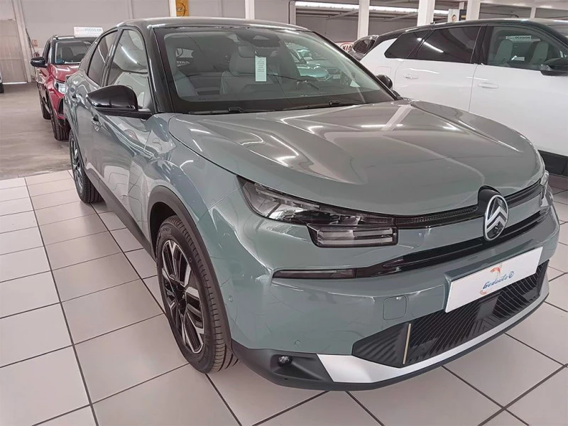 Citroën C4 1.2 HYBRID MHEV 145 EDCS6 MAX 5P Citroën C4 1.2 HYBRID MHEV 145 EDCS6 MAX 5P