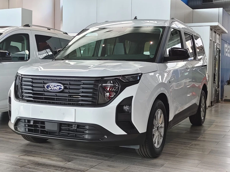 Ford Tourneo Courier 1.0 Ecoboost 92kW (125CV) Titanium