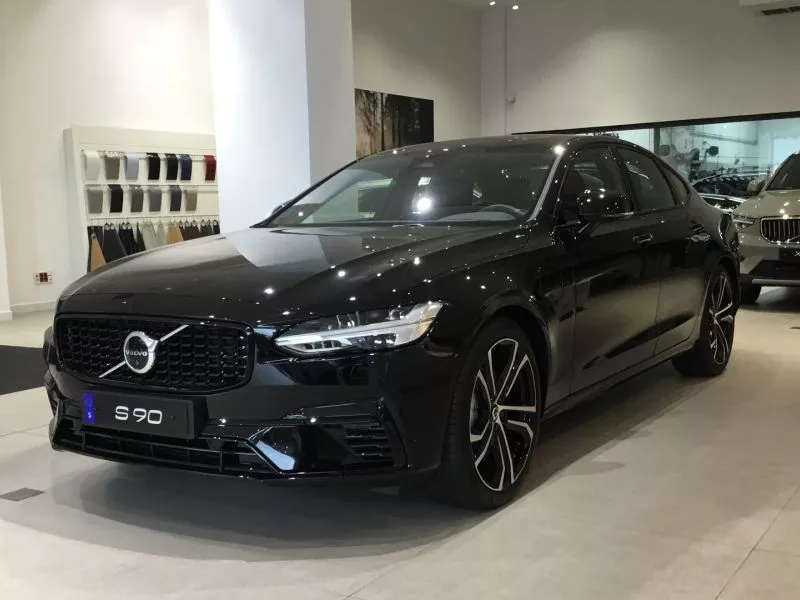 Volvo S90 T8 Twin Recharge "R-Design" Volvo S90 T8 Twin Recharge "R-Design"