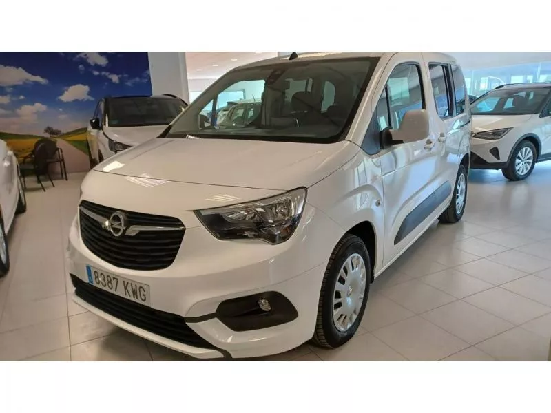 Opel Combo Life 1.2 T S/S Selective L Opel Combo Life 1.2 T S/S Selective L