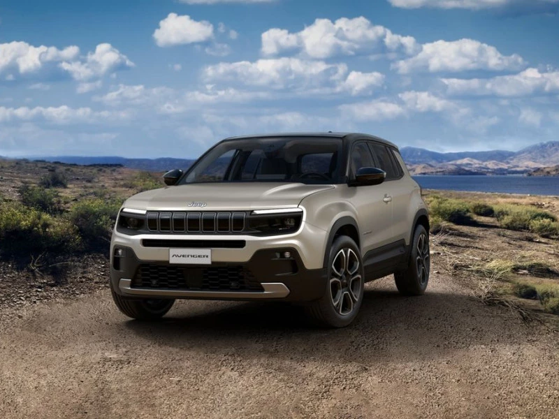 Jeep Avenger BEV 115kW (156CV) Summit
