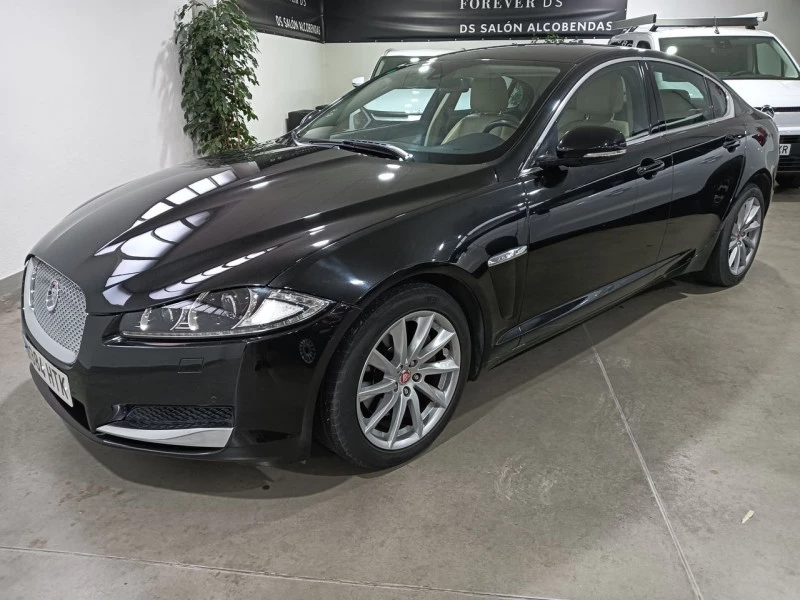 Jaguar XF 2.2 DIESEL PREMIUM LUXURY Jaguar XF 2.2 DIESEL PREMIUM LUXURY