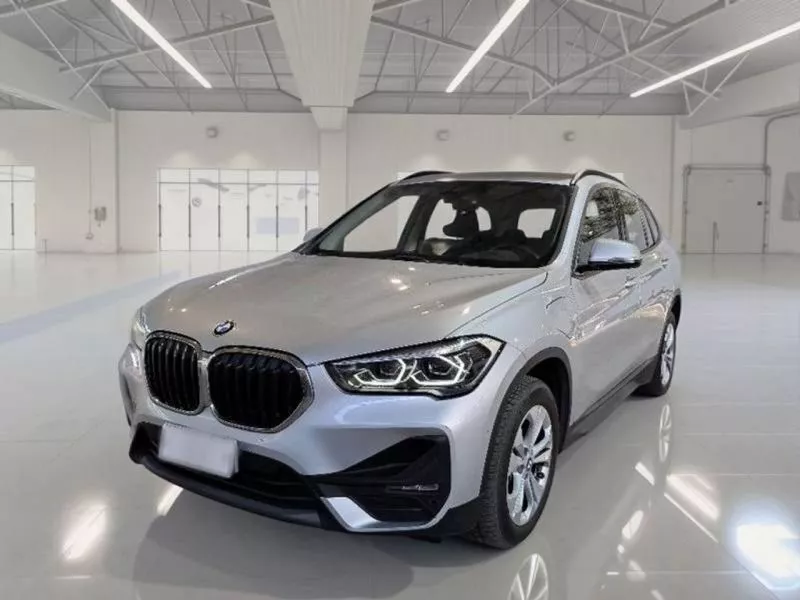 BMW X1 xDrive25e BMW X1 xDrive25e
