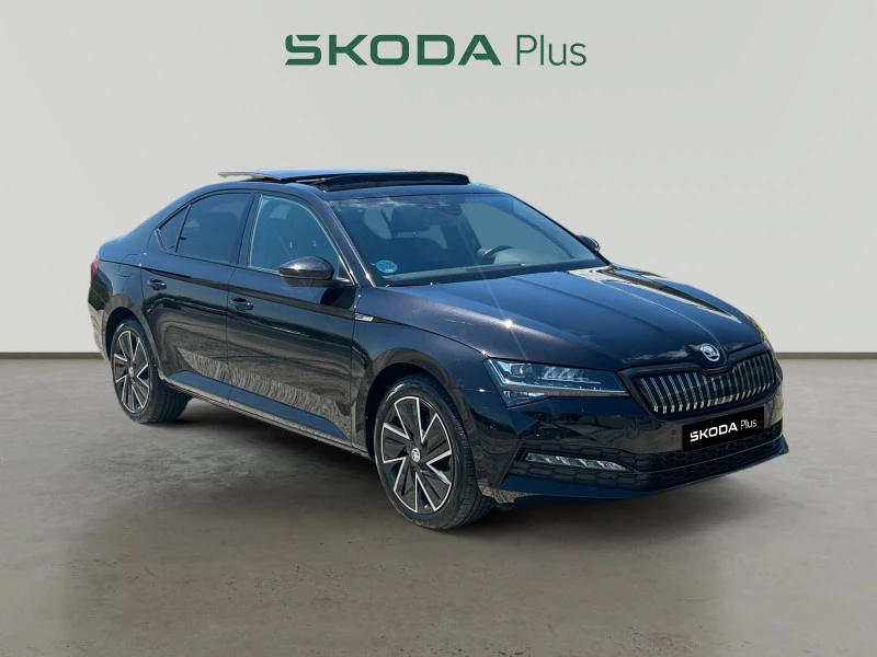 Skoda Superb Sportline 1.4 TSI iV P-HEV 160kW DSG Skoda Superb Sportline 1.4 TSI iV P-HEV 160kW DSG