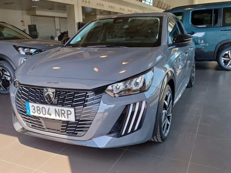 Peugeot 208 Allure Turbo 100 S&S 6 Vel. MAN Peugeot 208 Allure Turbo 100 S&S 6 Vel. MAN