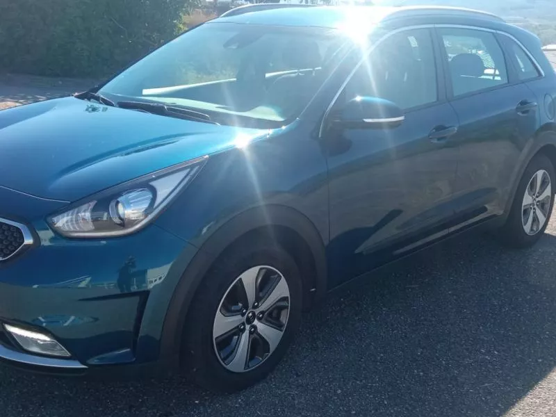 Kia Niro 1.6 GDi Híbrido Drive Kia Niro 1.6 GDi Híbrido Drive