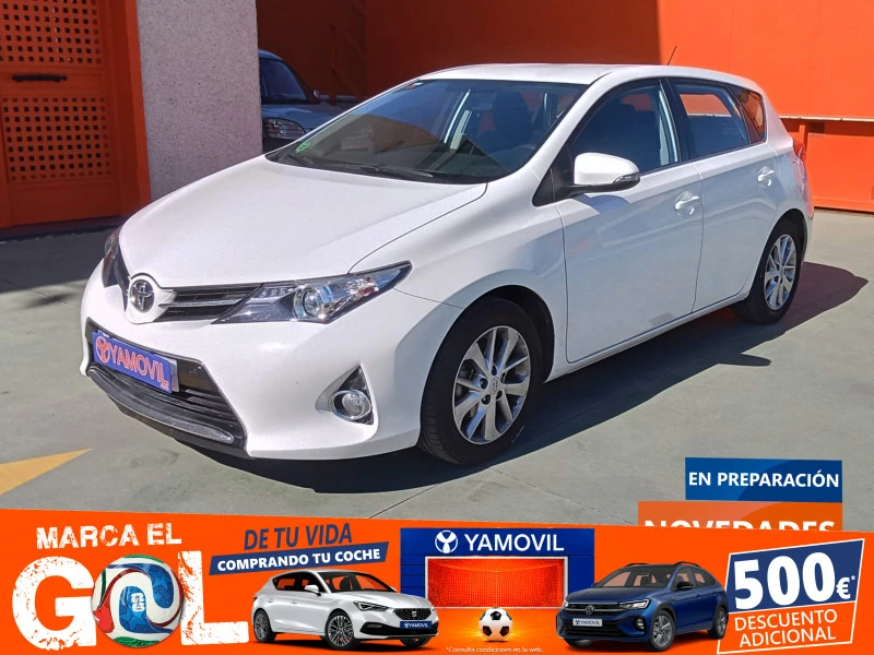 Toyota Auris 130 Active 97 kW (132 CV) Toyota Auris 130 Active 97 kW (132 CV)