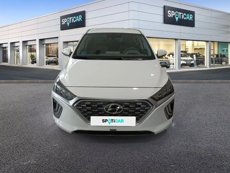 Hyundai IONIQ 1.6 GDI HEV Tecno DCT Hyundai IONIQ 1.6 GDI HEV Tecno DCT