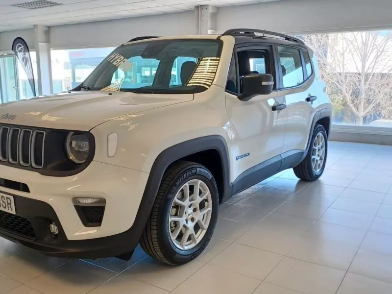Jeep Renegade eHybrid Altitude 1.5 MHEV 130hp Dct Fwd Jeep Renegade eHybrid Altitude 1.5 MHEV 130hp Dct Fwd