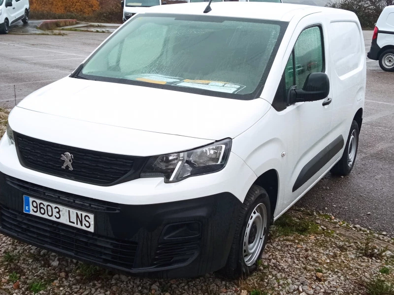 Peugeot Partner Pro Standard 600kg BlueHDi 55kW Peugeot Partner Pro Standard 600kg BlueHDi 55kW