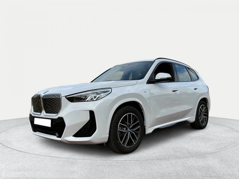 BMW iX1 xDrive30 BMW iX1 xDrive30