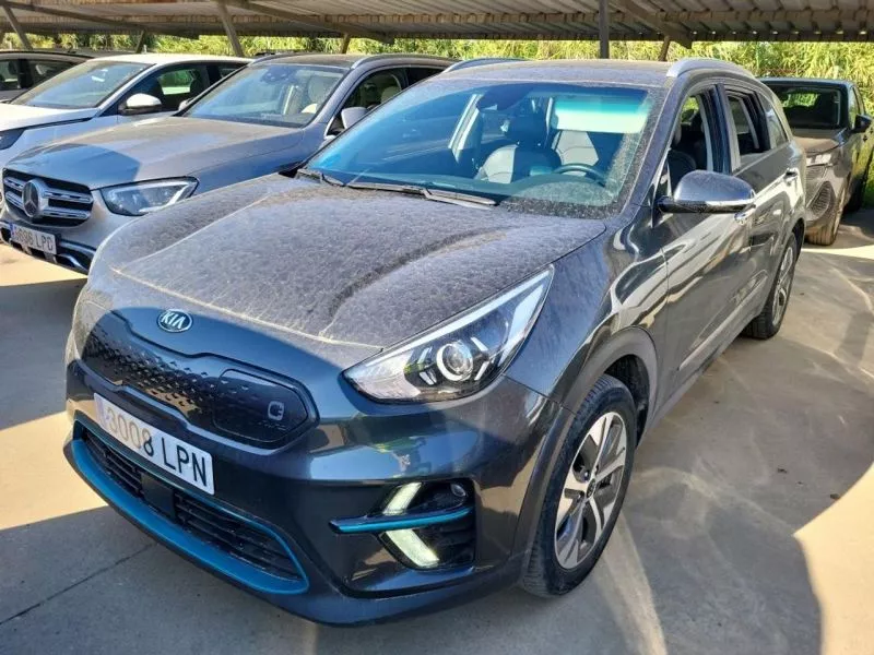 Kia e-Niro e-Niro 150kW (204CV) Drive (Long Range) Kia e-Niro e-Niro 150kW (204CV) Drive (Long Range)