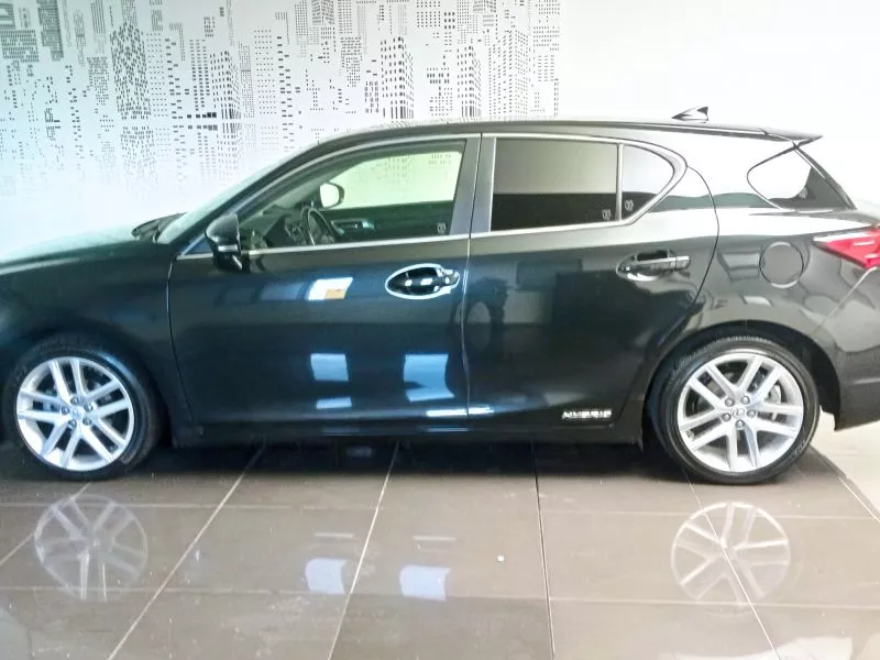 Lexus CT 1.8 200h Executive Lexus CT 1.8 200h Executive