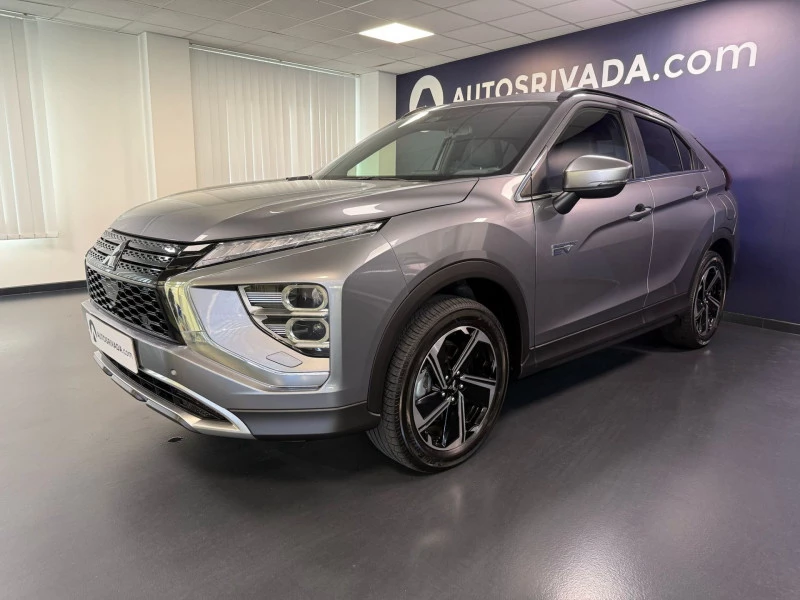 Mitsubishi Eclipse Cross PHEV Kaiteki 4WD Mitsubishi Eclipse Cross PHEV Kaiteki 4WD