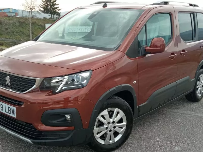 Peugeot Rifter Allure Standard BlueHDi 96kW Peugeot Rifter Allure Standard BlueHDi 96kW