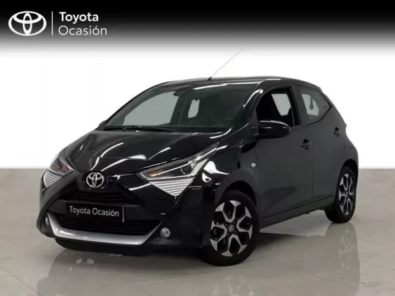 Toyota Aygo 1.0 70 x-play Toyota Aygo 1.0 70 x-play
