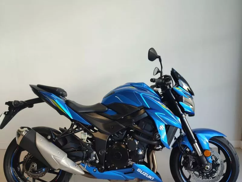 Suzuki GSX 750