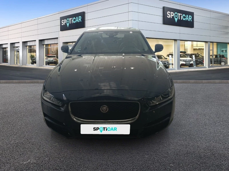 Jaguar XE 2.0 Diesel RWD 132kW Pure Jaguar XE 2.0 Diesel RWD 132kW Pure