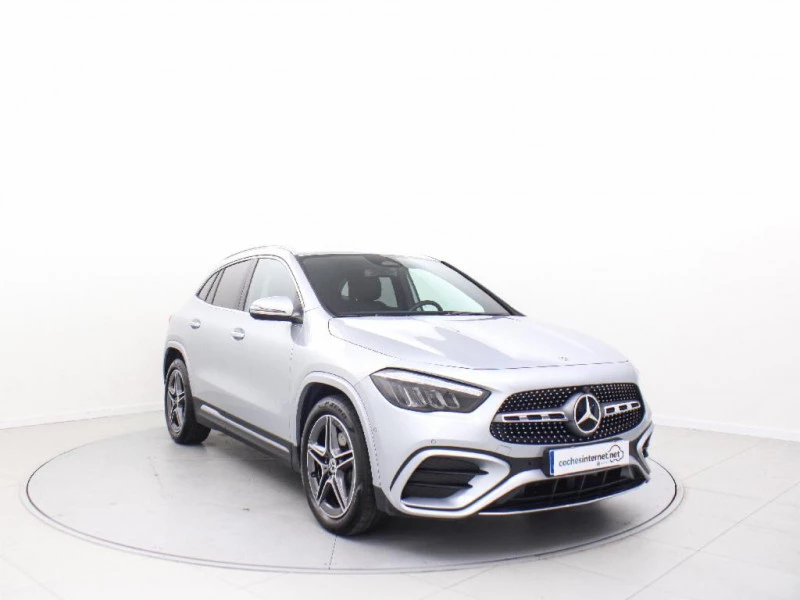 Mercedes-Benz GLA 2.0 GLA 200 D DCT 150 5P