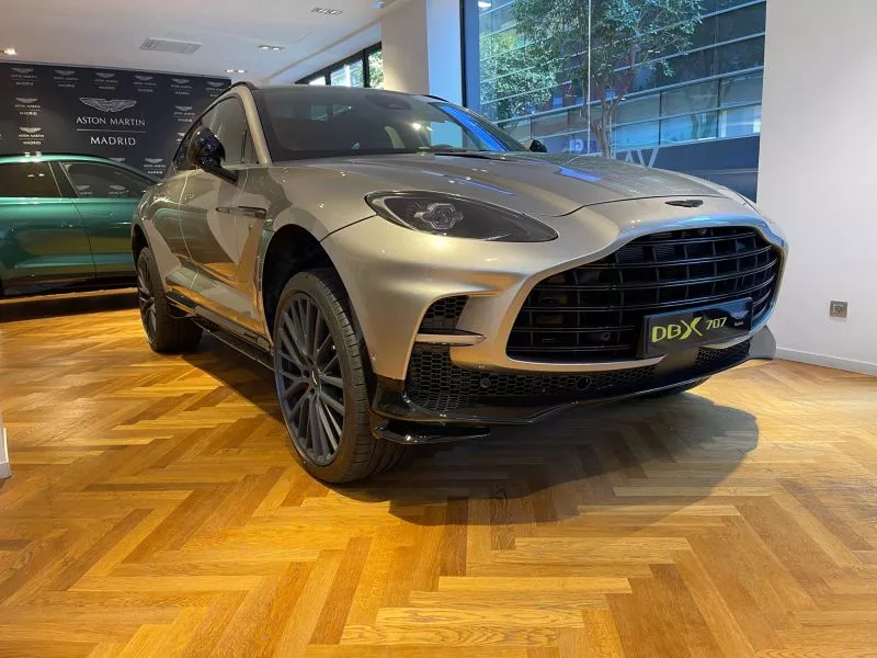 Aston Martin DBX 707cv AWD