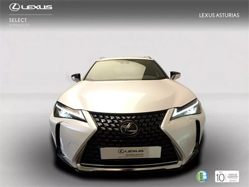 Lexus UX PREMIUM