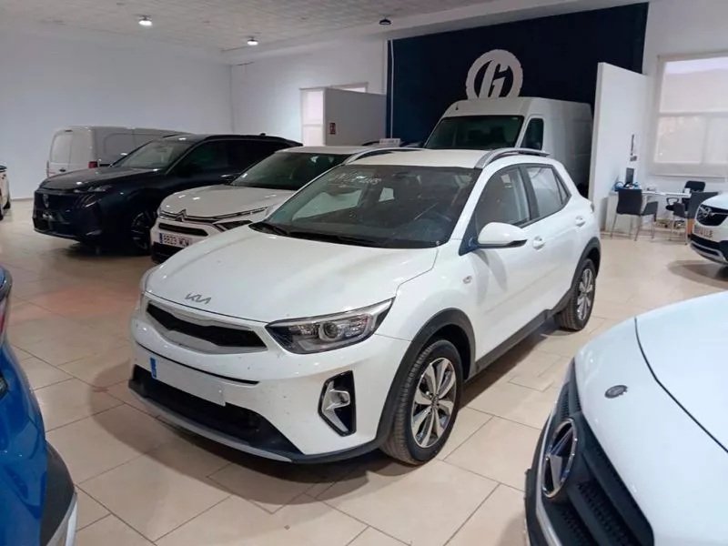 Kia Stonic 1.0 T-GDI MHEV IMT 74KW CONCEPT 5P Kia Stonic 1.0 T-GDI MHEV IMT 74KW CONCEPT 5P
