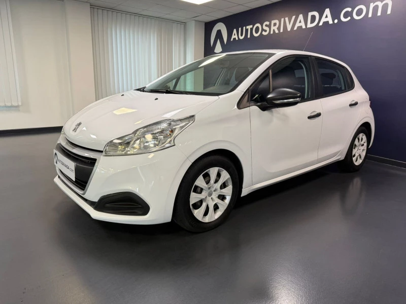 Peugeot 208 5P LIKE 1.6 BlueHDi 55KW (75CV) Peugeot 208 5P LIKE 1.6 BlueHDi 55KW (75CV)