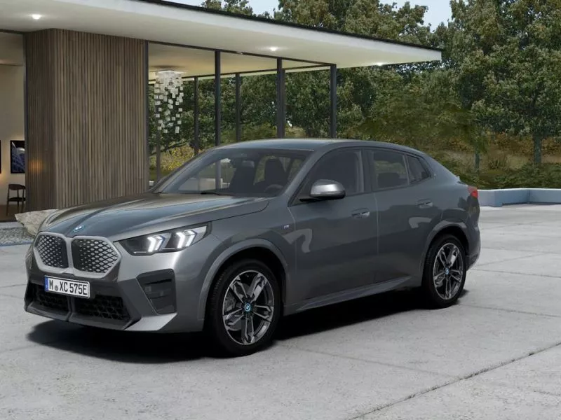 BMW iX2 xDrive30 BMW iX2 xDrive30