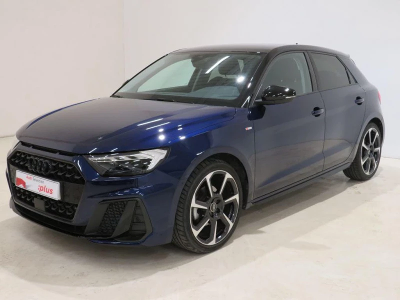 Audi A1 Sportback Adrenalin 30 TFSI 85 kW (116 CV) S tronic Audi A1 Sportback Adrenalin 30 TFSI 85 kW (116 CV) S tronic