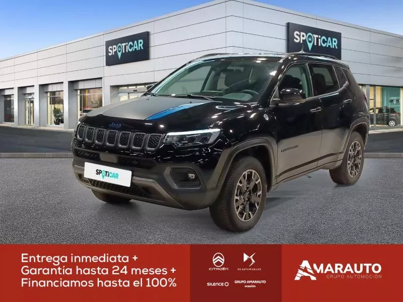Jeep Compass 4Xe 1.3 PHEV 177kW AT AWD Trailhawk Jeep Compass 4Xe 1.3 PHEV 177kW AT AWD Trailhawk