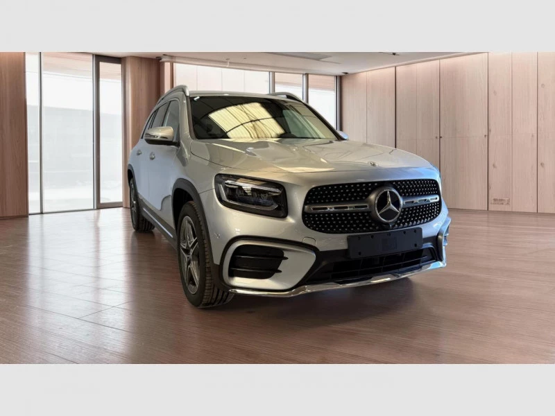 Mercedes-Benz GLB 200 d 4MATIC Mercedes-Benz GLB 200 d 4MATIC