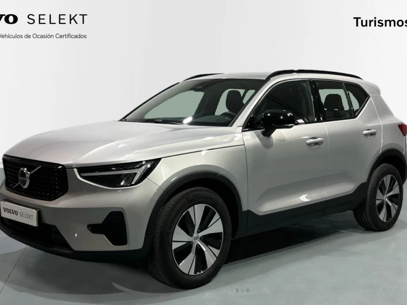 Volvo XC40 2.0 B3 PLUS DARK AUTO 163 5P Volvo XC40 2.0 B3 PLUS DARK AUTO 163 5P