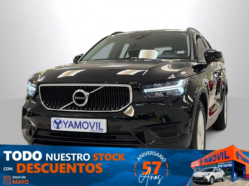 Volvo XC40 T3 Momentum Core Auto 120 kW (163 CV)