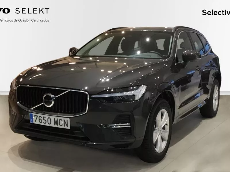 Volvo XC60 B4 CORE (G) Volvo XC60 B4 CORE (G)