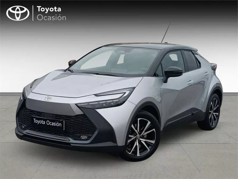 Toyota C-HR Advance Plus + Skyview®