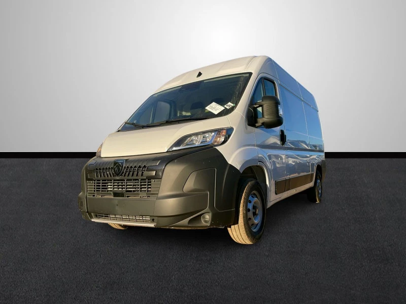 Peugeot Boxer Furgón 3.3 L2H2 BlueHDi 120 S&S 6v MAN Peugeot Boxer Furgón 3.3 L2H2 BlueHDi 120 S&S 6v MAN