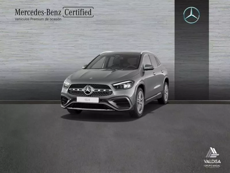 Mercedes-Benz GLA 200 D Mercedes-Benz GLA 200 D